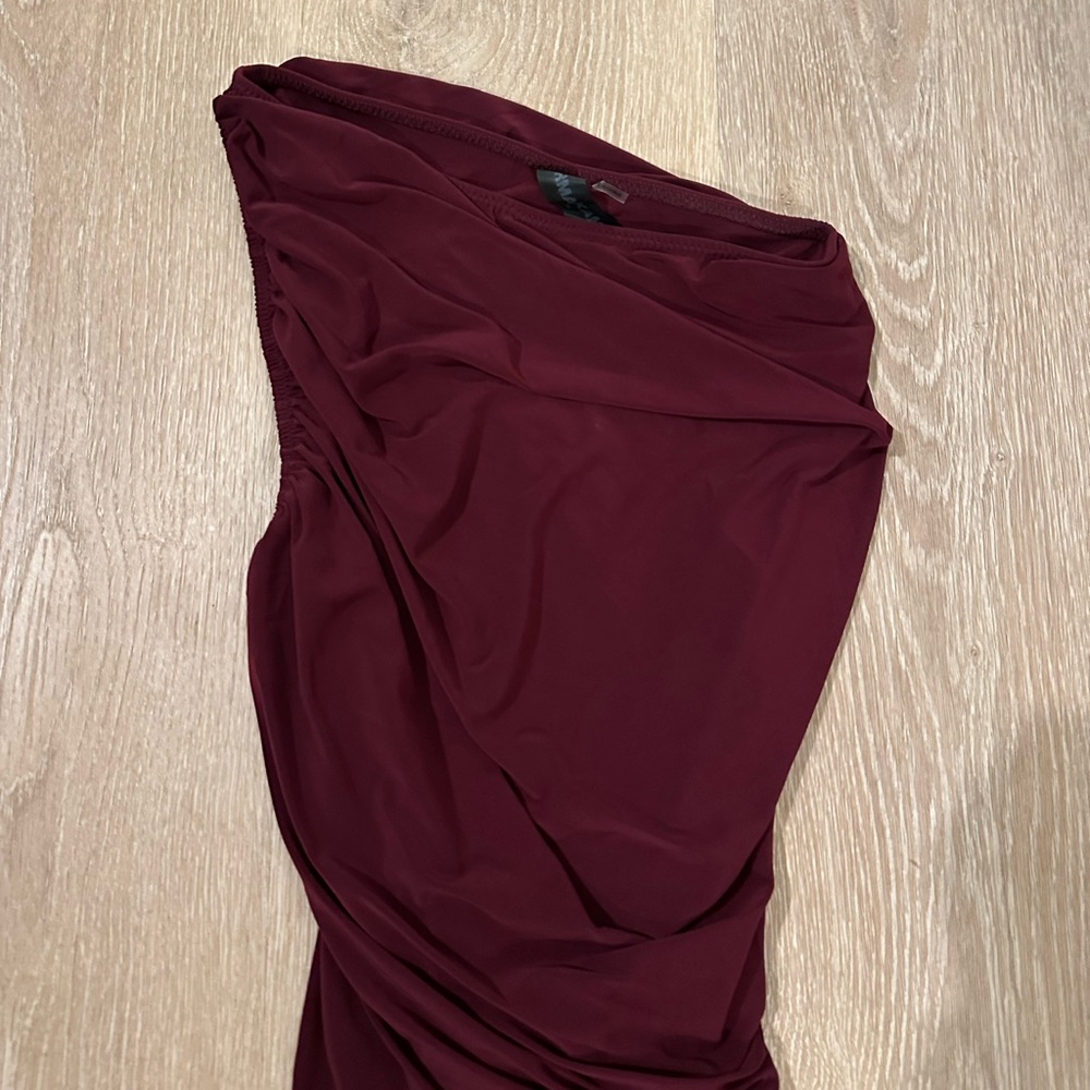 Norma Kamali One Shoulder Burgundy Dress - Picture 2 of 6